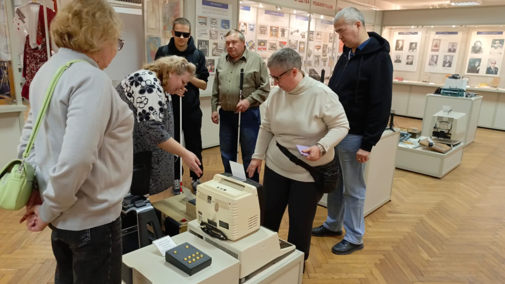 В музее ВОС.jpg